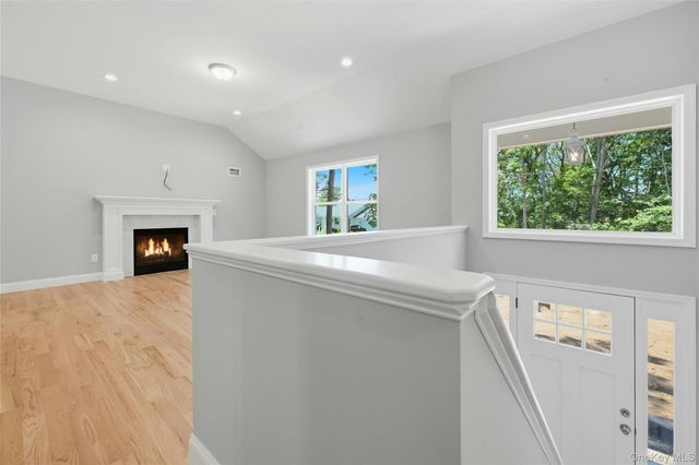 37 2nd Street, Moriches, NY 11955