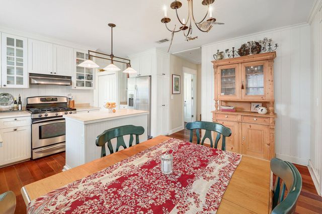 1006 E 44th ST, Austin, TX 78751