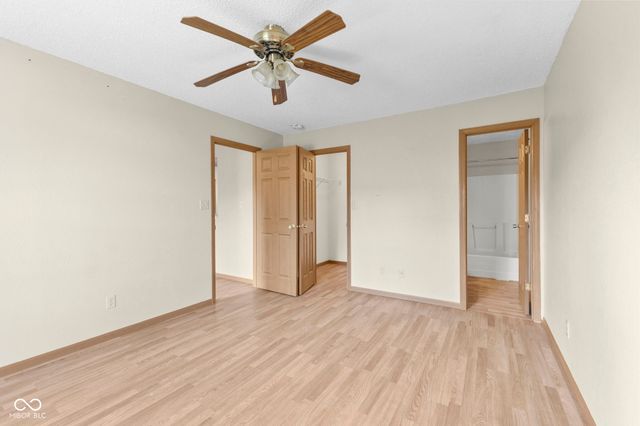 39 Meadow Creek East Boulevard, Whiteland, IN 46184