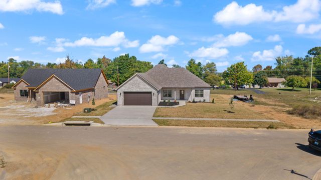 628 Comanche Drive, Richmond, KY 40475