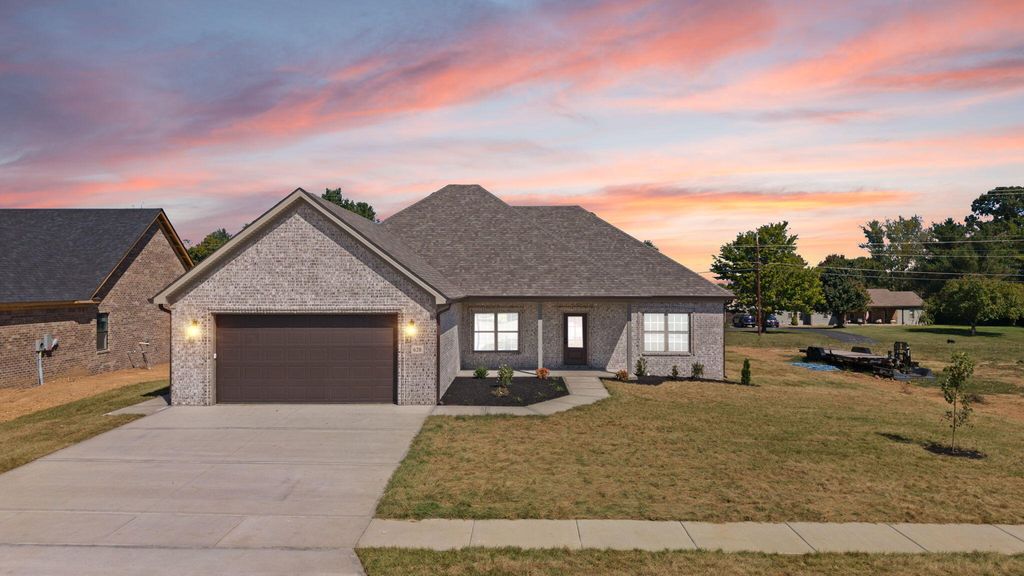 628 Comanche Drive, Richmond, KY 40475