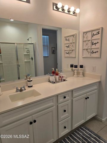 6705 E Via Arroyo Largo, Tucson, AZ 85756