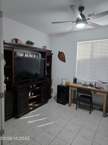 6705 E Via Arroyo Largo, Tucson, AZ 85756