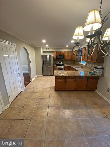 7304 MALLORY CIR, Alexandria, VA 22315