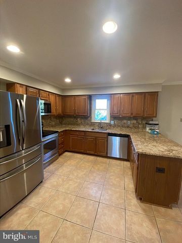 7304 MALLORY CIR, Alexandria, VA 22315