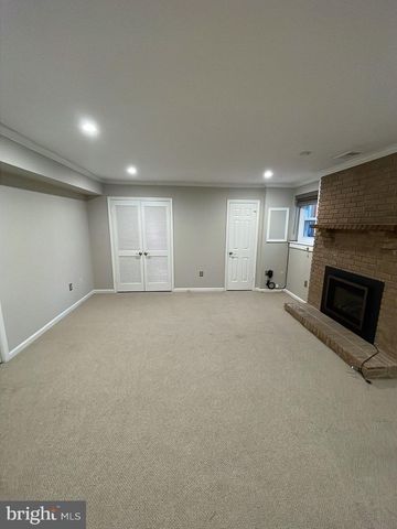 7304 MALLORY CIR, Alexandria, VA 22315