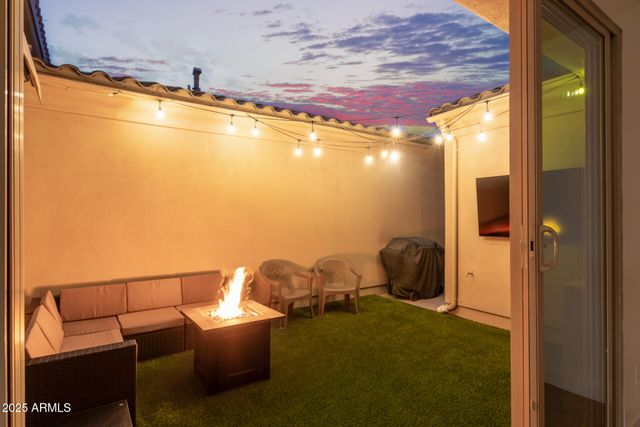 18557 N 94TH Street, Scottsdale, AZ 85255