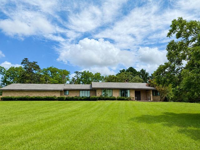 475 Eissman, Leesville, LA 71446