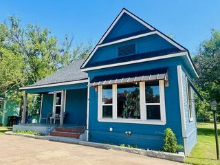 930 W Main Street, Denison, TX 75020