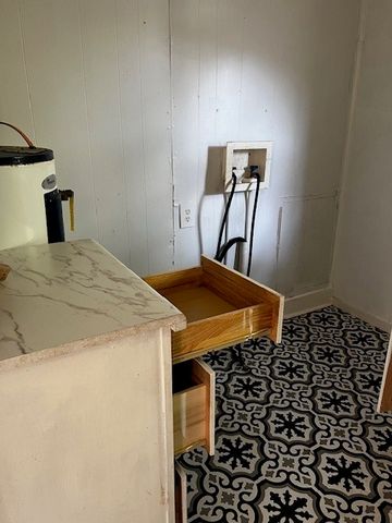 1651 Cox Street, Shreveport, LA 71108