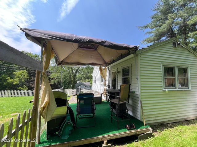 270 Wayne Street, Brunswick, NY 12180