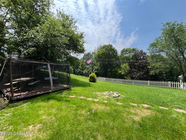 270 Wayne Street, Brunswick, NY 12180