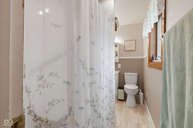 7010 E State Road 28, Elwood, IN 46036