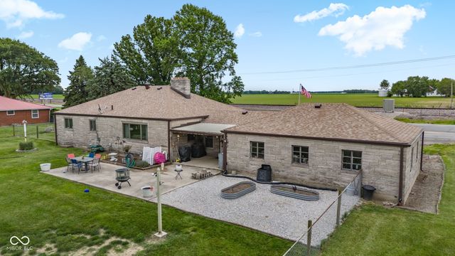 7010 E State Road 28, Elwood, IN 46036