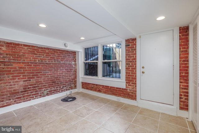 1217 HOLBROOK ST NE, Washington, DC 20002