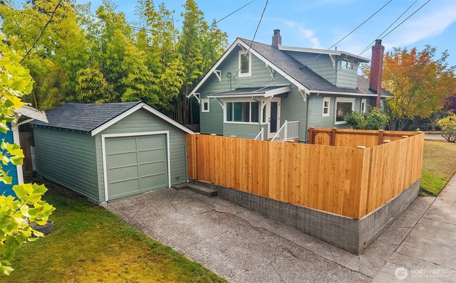 7216 33rd Avenue NW, Seattle, WA 98117