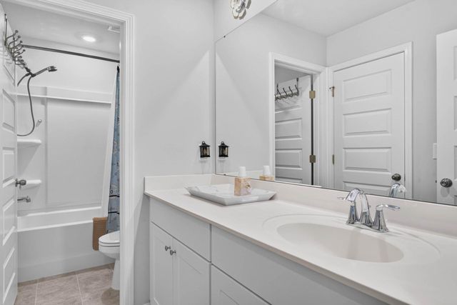 9305 Little Osprey Dr., Calabash, NC 28467