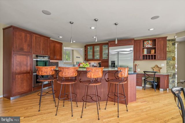 601 LAKELAND RD S, Severna Park, MD 21146