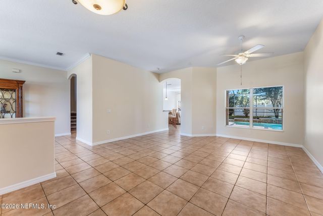 18 LEWISTON Court, Palm Coast, FL 32137