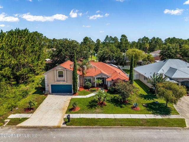 18 LEWISTON Court, Palm Coast, FL 32137
