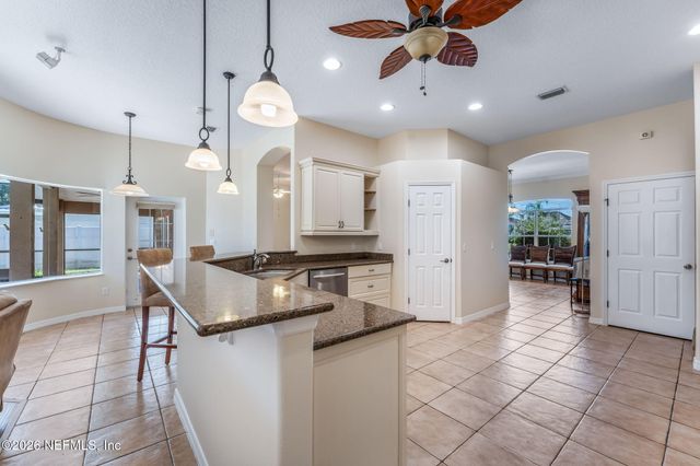 18 LEWISTON Court, Palm Coast, FL 32137