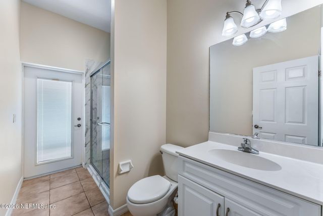 18 LEWISTON Court, Palm Coast, FL 32137