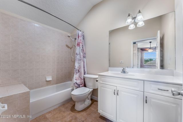 18 LEWISTON Court, Palm Coast, FL 32137