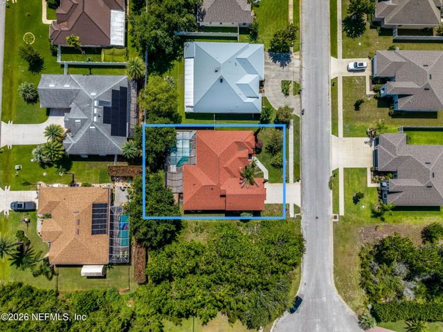 18 LEWISTON Court, Palm Coast, FL 32137