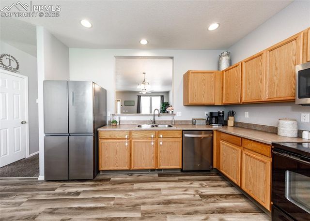 2722 Tumblewood Grove, Colorado Springs, CO 80910