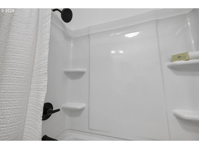 461 BLAIR Blvd, Eugene, OR 97402