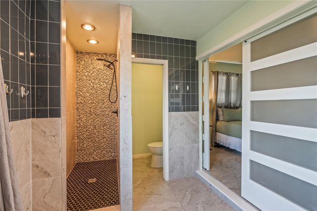 1643 Dick Bay Drive, Dickinson, TX 77539