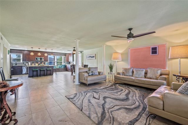 1643 Dick Bay Drive, Dickinson, TX 77539