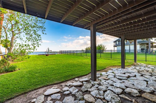 1643 Dick Bay Drive, Dickinson, TX 77539