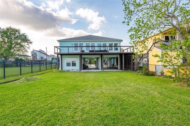 1643 Dick Bay Drive, Dickinson, TX 77539