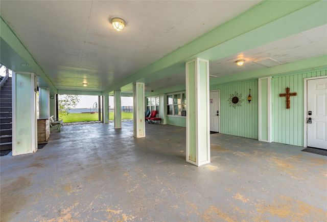 1643 Dick Bay Drive, Dickinson, TX 77539