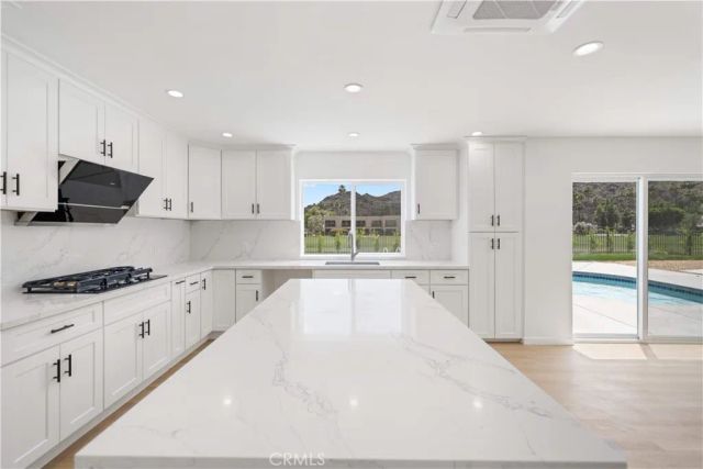 5191 E Lakeside Dr, Palm Springs, CA 92264