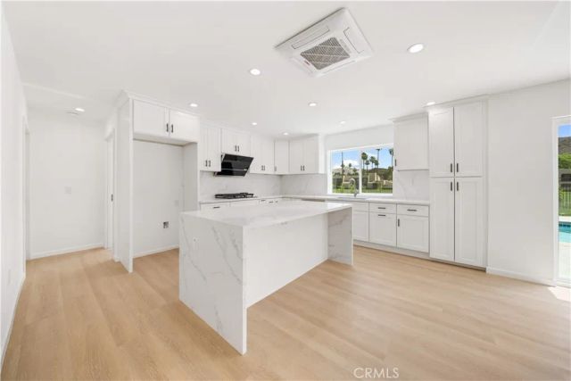 5191 E Lakeside Dr, Palm Springs, CA 92264