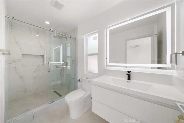 5191 E Lakeside Dr, Palm Springs, CA 92264