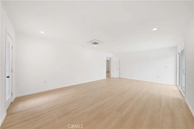 5191 E Lakeside Dr, Palm Springs, CA 92264