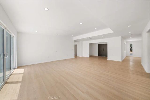 5191 E Lakeside Dr, Palm Springs, CA 92264
