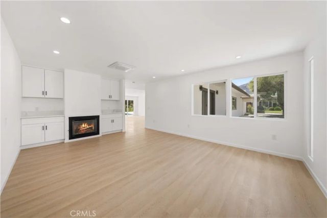 5191 E Lakeside Dr, Palm Springs, CA 92264
