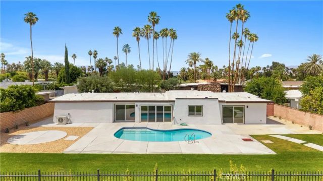 5191 E Lakeside Dr, Palm Springs, CA 92264