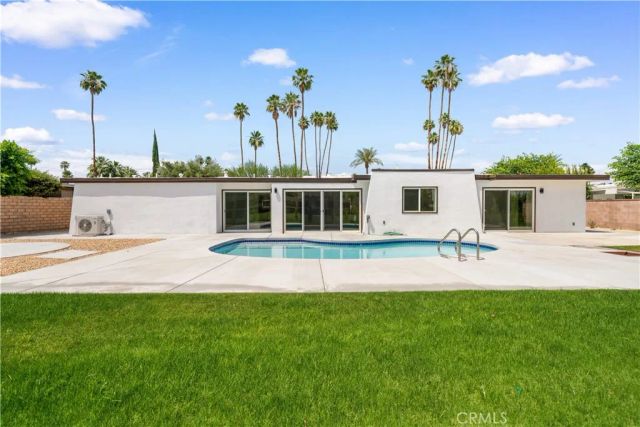 5191 E Lakeside Dr, Palm Springs, CA 92264