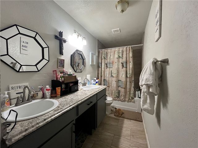 1253 Logan Ave, Corpus Christi, TX 78404