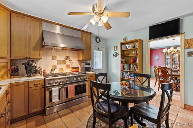 449 SW MONTGOMERY Drive, Lake City, FL 32025