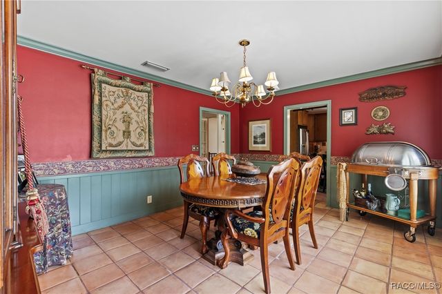 449 SW MONTGOMERY Drive, Lake City, FL 32025