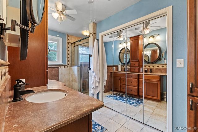 449 SW MONTGOMERY Drive, Lake City, FL 32025