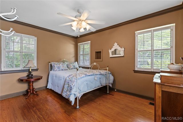 449 SW MONTGOMERY Drive, Lake City, FL 32025