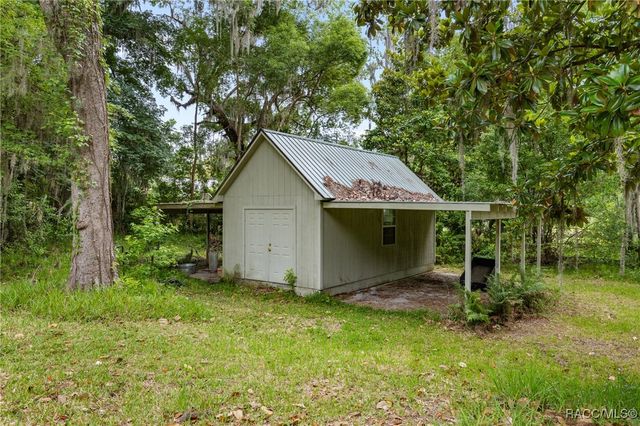 449 SW MONTGOMERY Drive, Lake City, FL 32025