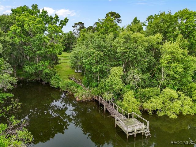 449 SW MONTGOMERY Drive, Lake City, FL 32025